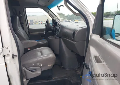 2006 Ford E-350 Super Duty Commercial/Recreational из США, поврежденный, VIN 1FTSS34S86HA75233